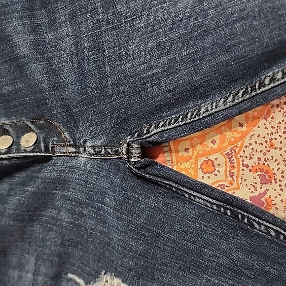 Free People Button Fly Distressed Skinny Jeans - Picture 5 of 14